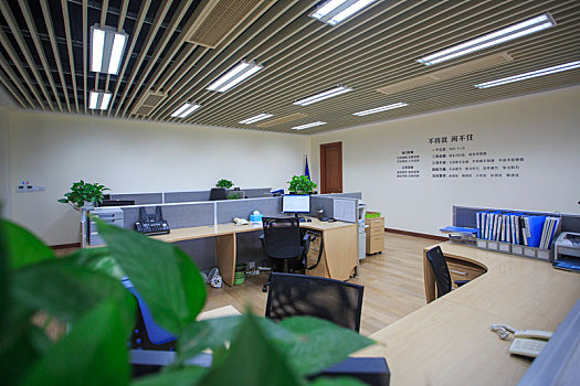 河南固定资产一次性计入成本费用的折旧计提及会计处理示例分析
